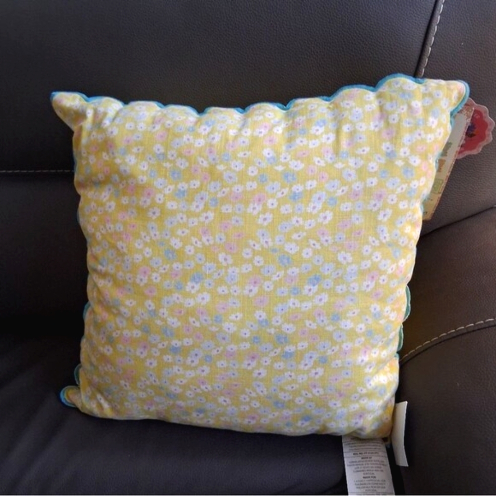 Luzoh Collective Pillow Yellow Floral 100% Linen Made In Portugal